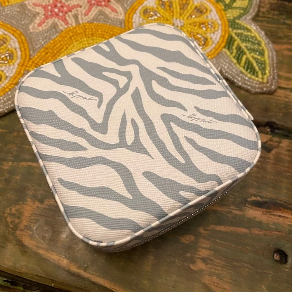 Milly Zippered Traveling Jewelry Case With Mirror